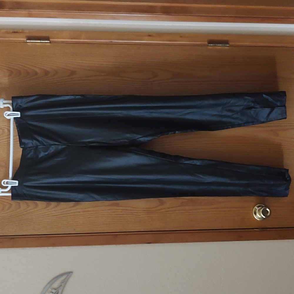 Faux leather leggings